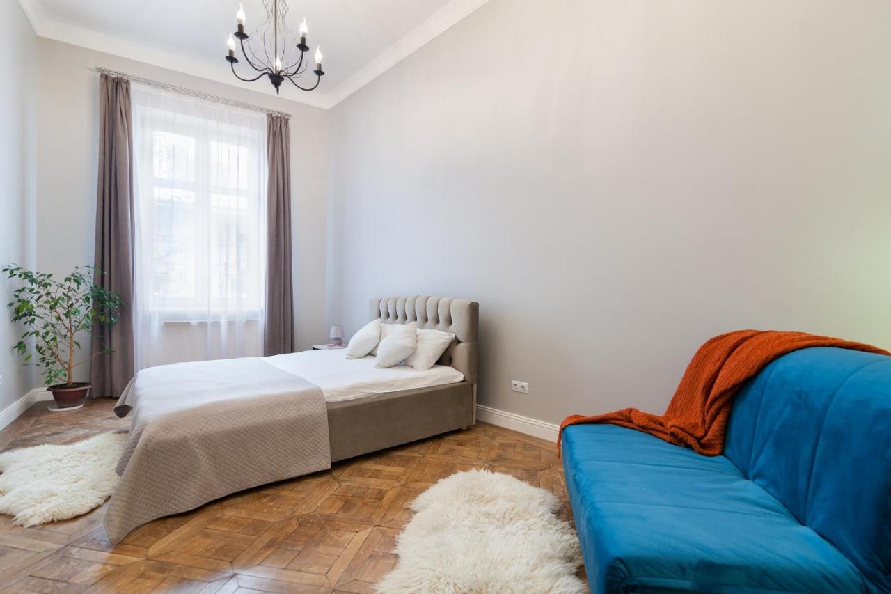 Chopin Apartment In The Center Of Lemberg Exterior foto